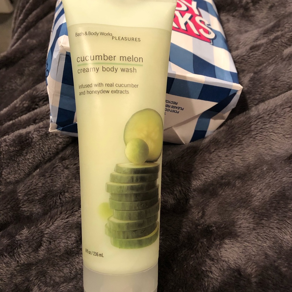 Bath and Body Works Cucumber Melon Creamy Body Wash, Brand New!!